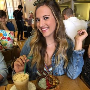 Meet your Posher, Ashlyn